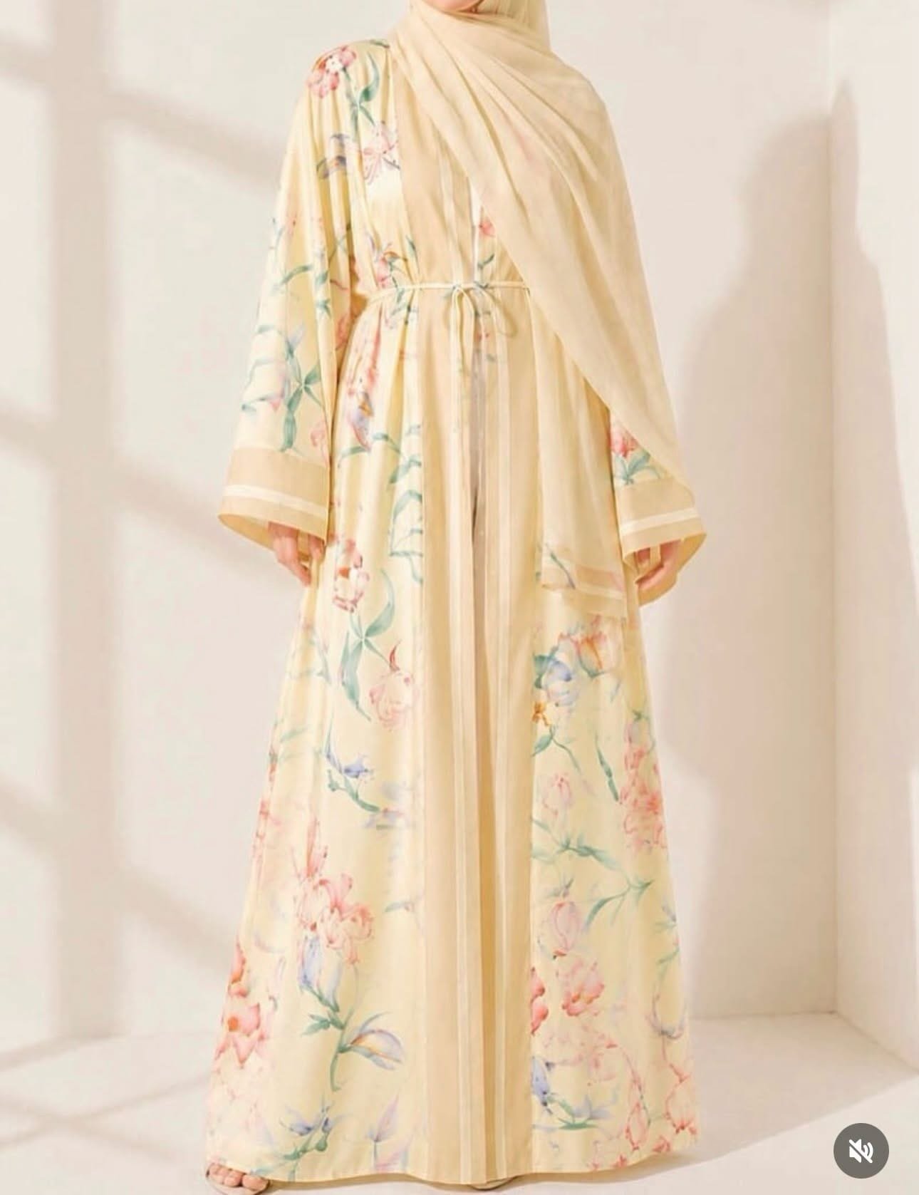 778767503_1800751064259798_7276653938202411961_n Women's set, colorful shirt and trousers - Image 1